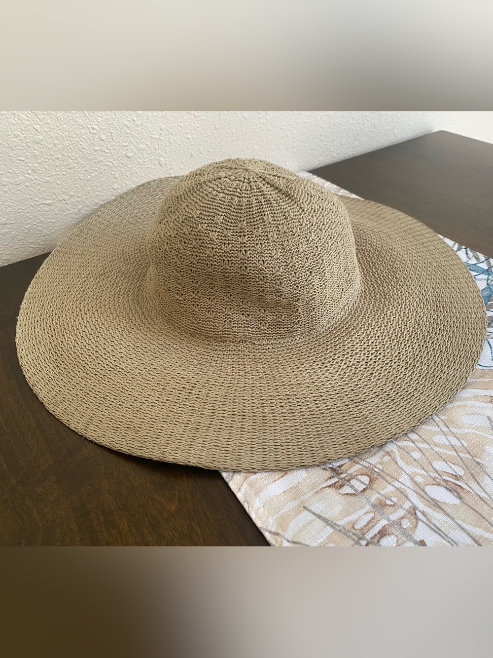 Coolibar Wide-Brim Packable Sun Hat - Beige